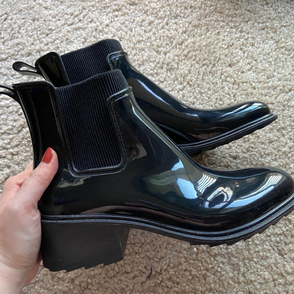 Chelsea Heeled Rain Boots, Black